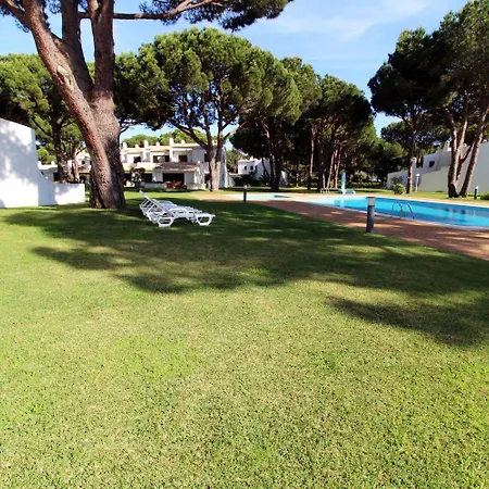 Vilamouratenis 'blue' By Sapvillas Casa de Férias *