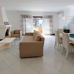 Casa vacanze Vilamouratenis 'blue' By Sapvillas